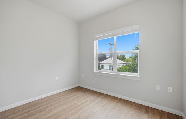 2 beds, 1 bath, 552 sqft, $1,725, Unit 413