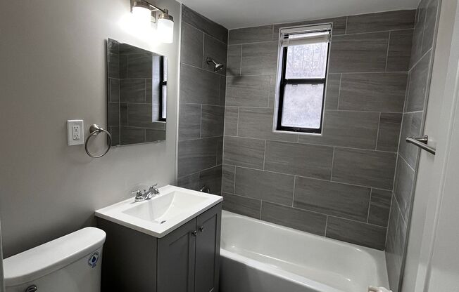 Affordable 2-Bedroom Apartment in Southwest DC – Utilities Included Option Available