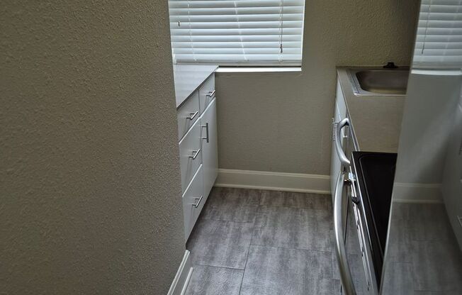 Studio, 1 bath, 460 sqft, $925, Unit 4440-107