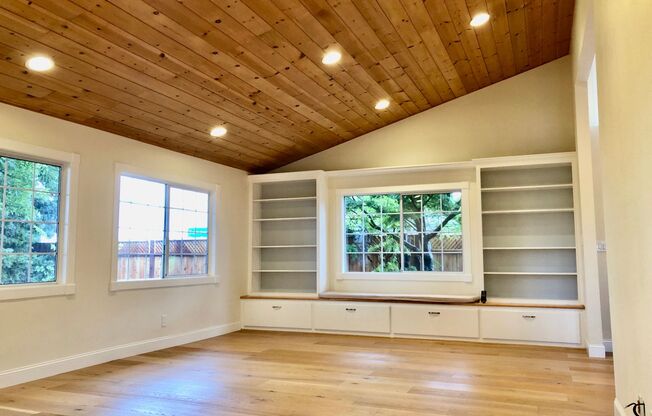 Beautifully Updated 3 Bed 2 Bath Campbell Home - Centrally Located!