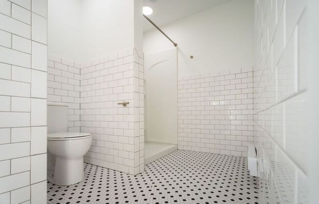 1 bed, 1 bath, 385 sqft, $1,125, Unit Unit 11