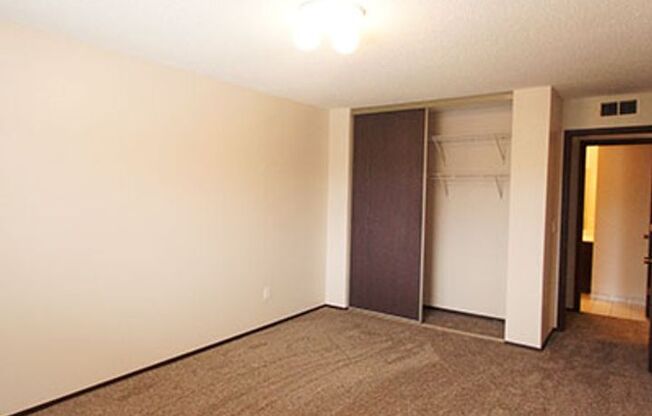 1 bed, 1 bath, 780 sqft, $1,196, Unit 201