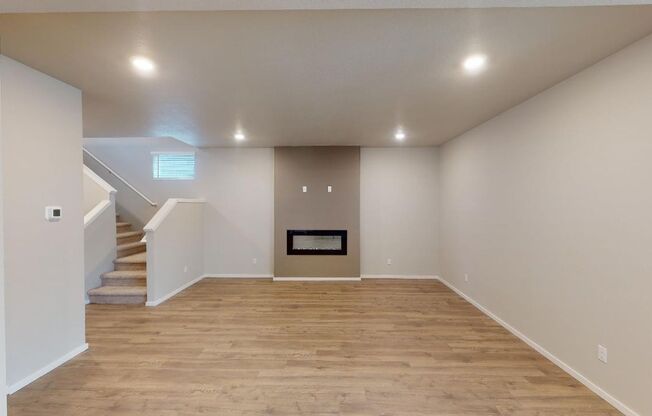 New Construction, Near Bridgeport, Beautiful Plank Flooring on Main, Central Air