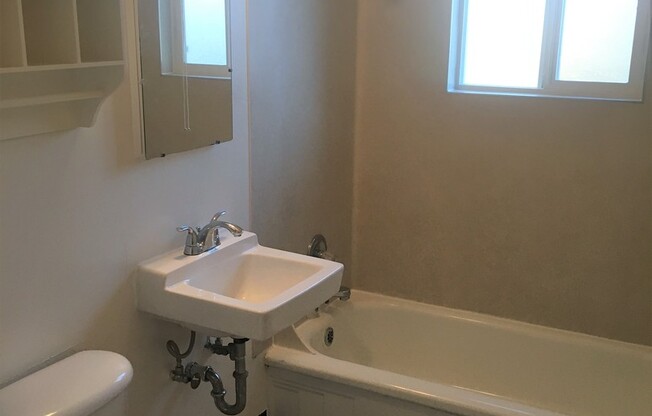 1 bed, 1 bath, 624 sqft, $1,495, Unit C05