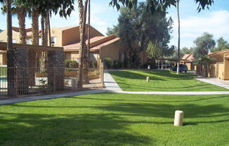 Charming 2 bed 1.5 bath Phoenix townhouse
