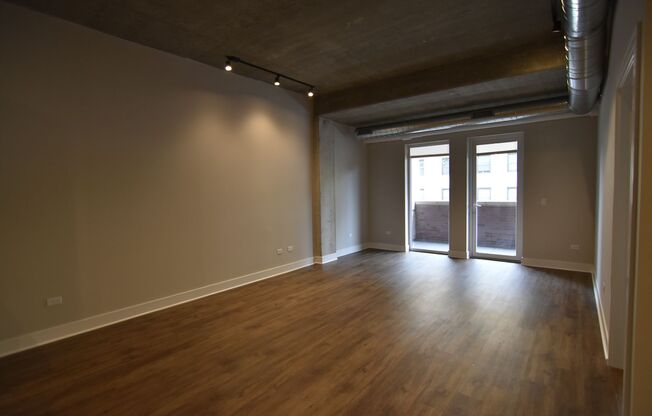 1 bed, 1 bath, 713 sqft, $3,175, Unit 3833-209