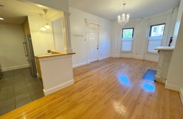 683 MASSACHUSETTS AVE