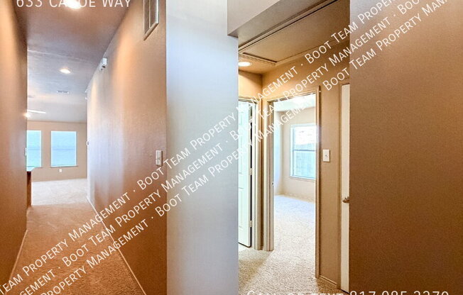 633 CANOE WAY