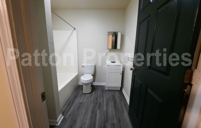 Studio, 1 bath, $745, Unit Unit E