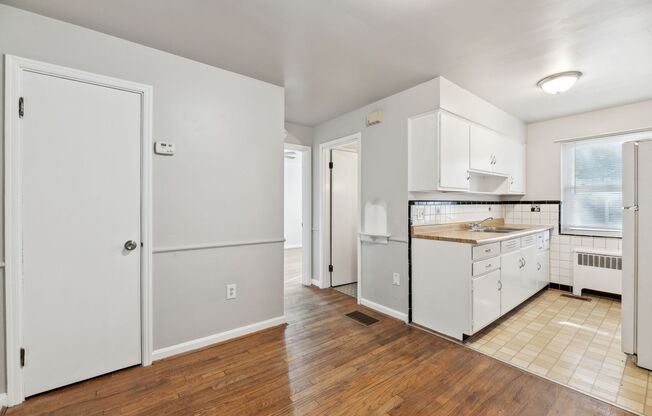 1 bed, 1 bath, $995, Unit 3344-8