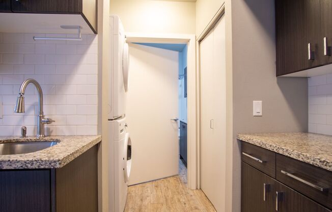 1 bed, 1 bath, $1,425, Unit 104