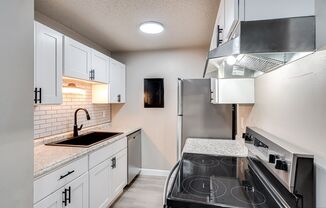 1 bed, 1 bath, 540 sqft, $899, Unit 2227 - 3C