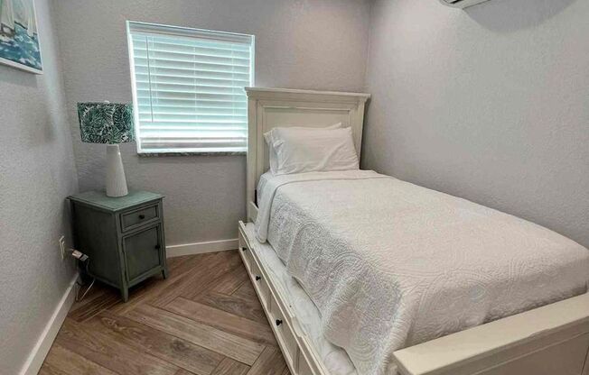405 Dunedin Rentals LLC