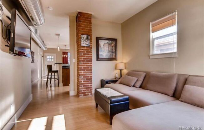 Updated 2‑bedroom, 1‑bath townhouse in the heart of LoHi