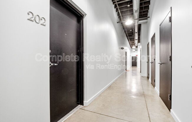 1 bed, 1 bath, 735 sqft, $1,050, Unit 202