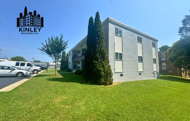 2 beds, 1 bath, 1,136 sqft, $1,300, Unit 2A