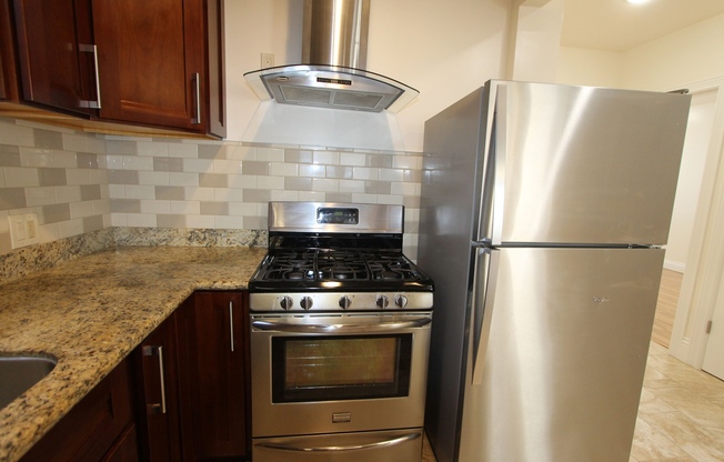 2 beds, 1 bath, $3,150, Unit 2nd Floor Unit