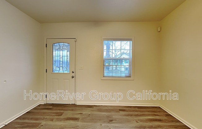 4416 8 AVE