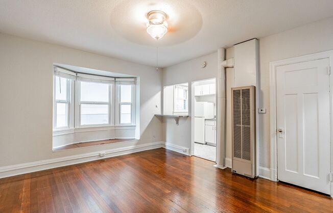 Studio, 1 bath, $1,169