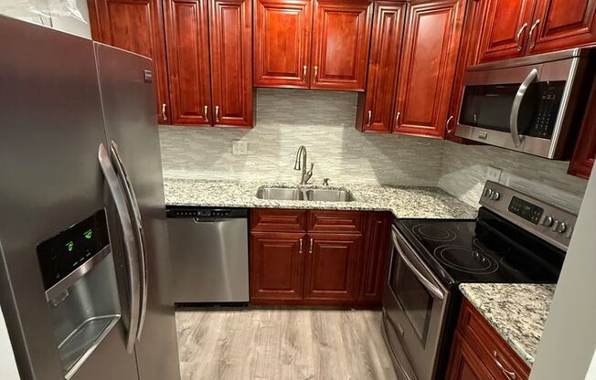 2 beds, 1.5 baths, $2,500, Unit 108