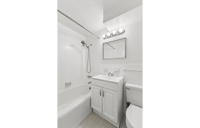 Studio, 1 bath, $3,500, Unit 5E