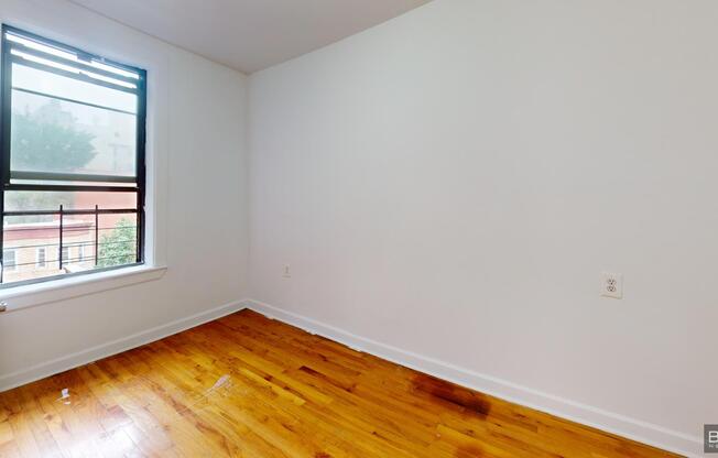 690 ROGERS AVE