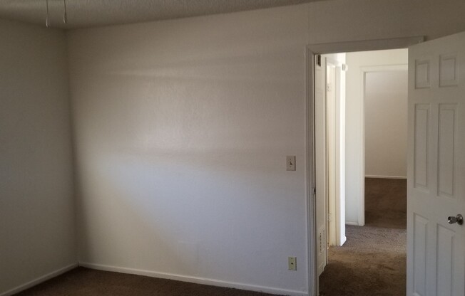 2 beds, 1 bath, 875 sqft, $1,550, Unit #3