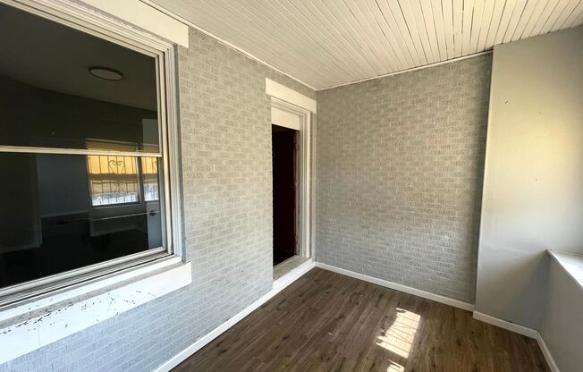 Bright Strawberry Mansion Apartment Close to Fairmont Park