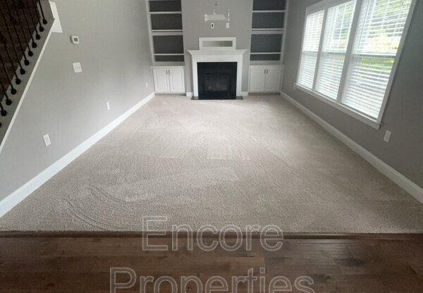 1324 FRST FERN LN