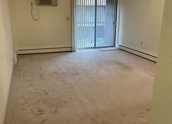 1 bed, 1 bath, 780 sqft, $1,995, Unit 109