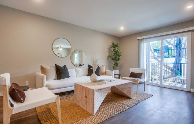 2 beds, 2 baths, 1,000 sqft, $2,595, Unit 23