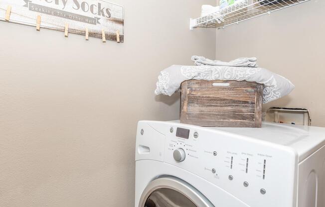 1 bed, 1 bath, 805 sqft, $1,504