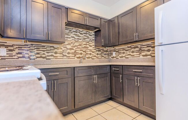 2 beds, 1 bath, 780 sqft, $1,230, Unit 1064