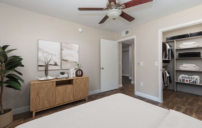 1 bed, 1 bath, 645 sqft, $1,199, Unit 12107