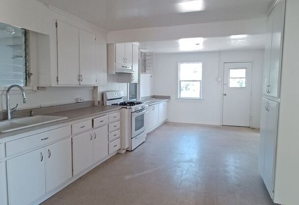 3 bedroom 2 bath, single level home in Nipomo