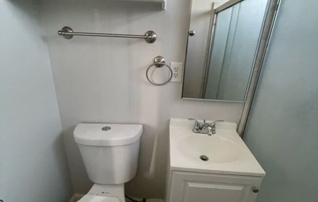 Studio, 1 bath, $1,400