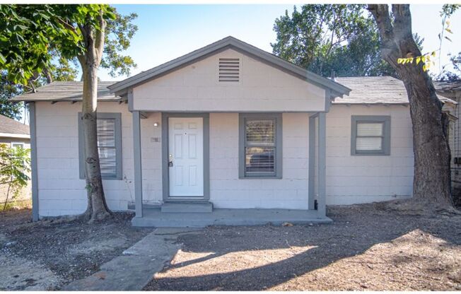 Great Amazing Home So Close to Downtown