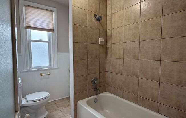 1113 Lafayette Avenue