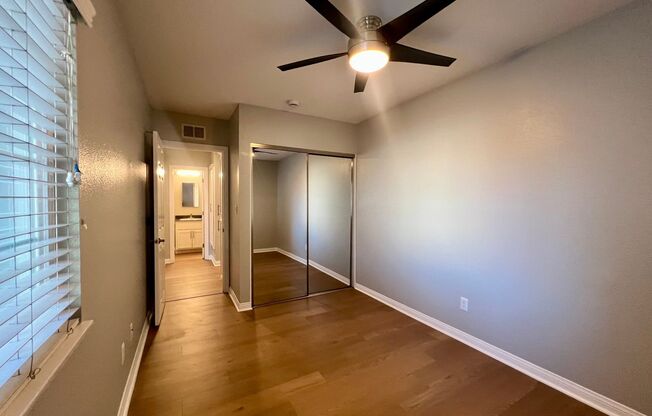 2 beds, 1.5 baths, 900 sqft, $2,980, Unit F12
