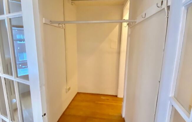 Studio, 1 bath, 405 sqft, $1,495, Unit 406