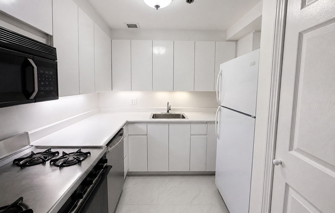 Studio, 1 bath, 537 sqft, $2,850, Unit 205