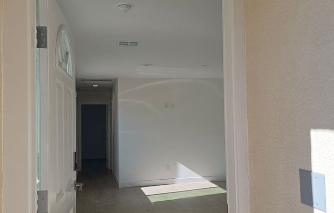 3 beds, 3 baths, 1,000 sqft, $3,200, Unit 97(757)