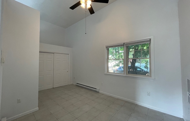 1 bed, 1 bath, 650 sqft, $1,865, Unit #2