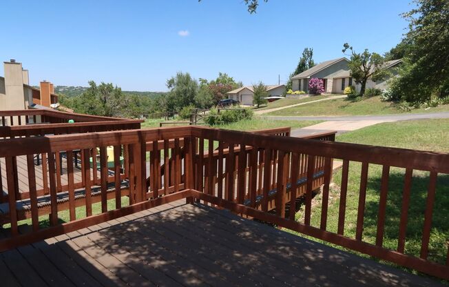Hill Country Duplex - 1/2 Acre - Oak Hill - Cool 2Bd 1.5 BA - Totally Remodeled - Carport - $1700