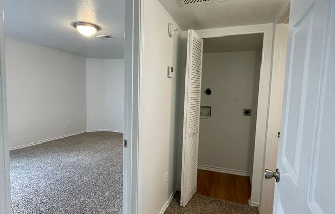 1 bed, 1 bath, 710 sqft, $1,025, Unit 253