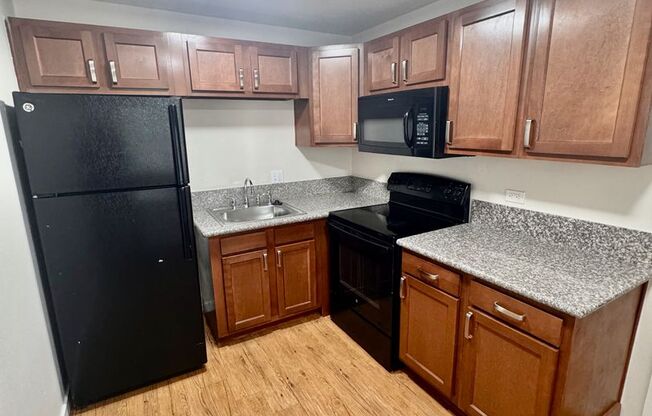 1 bed, 1 bath, $1,125, Unit 38