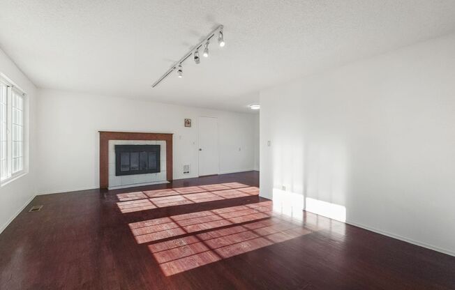 Charming Rambler Retreat Near Robinswood Park