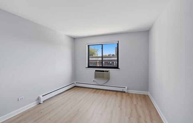 1 bed, 1 bath, 492 sqft, $1,800, Unit 535