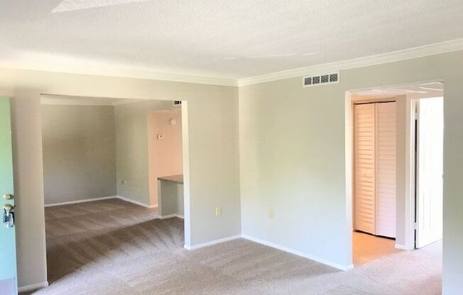 120 BLUE PT WAY
