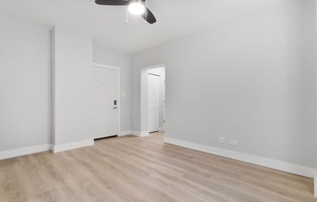 2 beds, 1 bath, 430 sqft, $1,950, Unit 1G